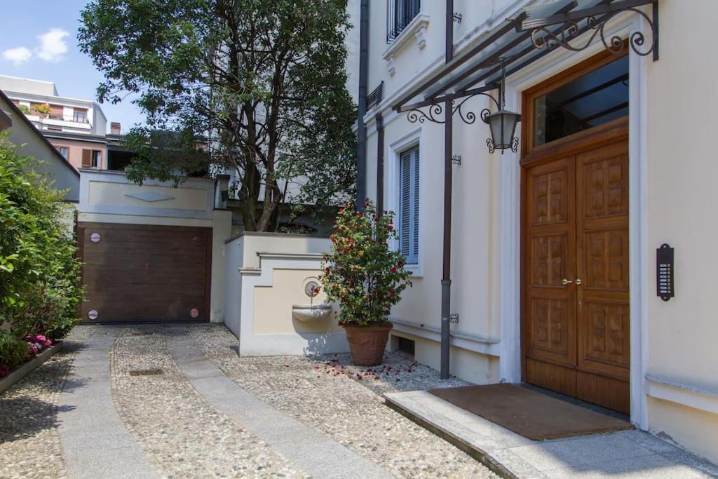 Fabulous Studio In Monza 15 Km To Milan City Centre Экстерьер фото