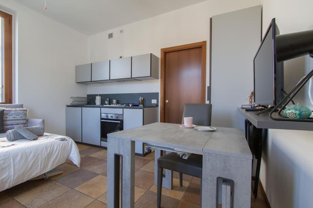 Fabulous Studio In Monza 15 Km To Milan City Centre Экстерьер фото